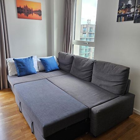 Lovely 2 Bedroom Flat With Balcony In Stratford London Exterior photo